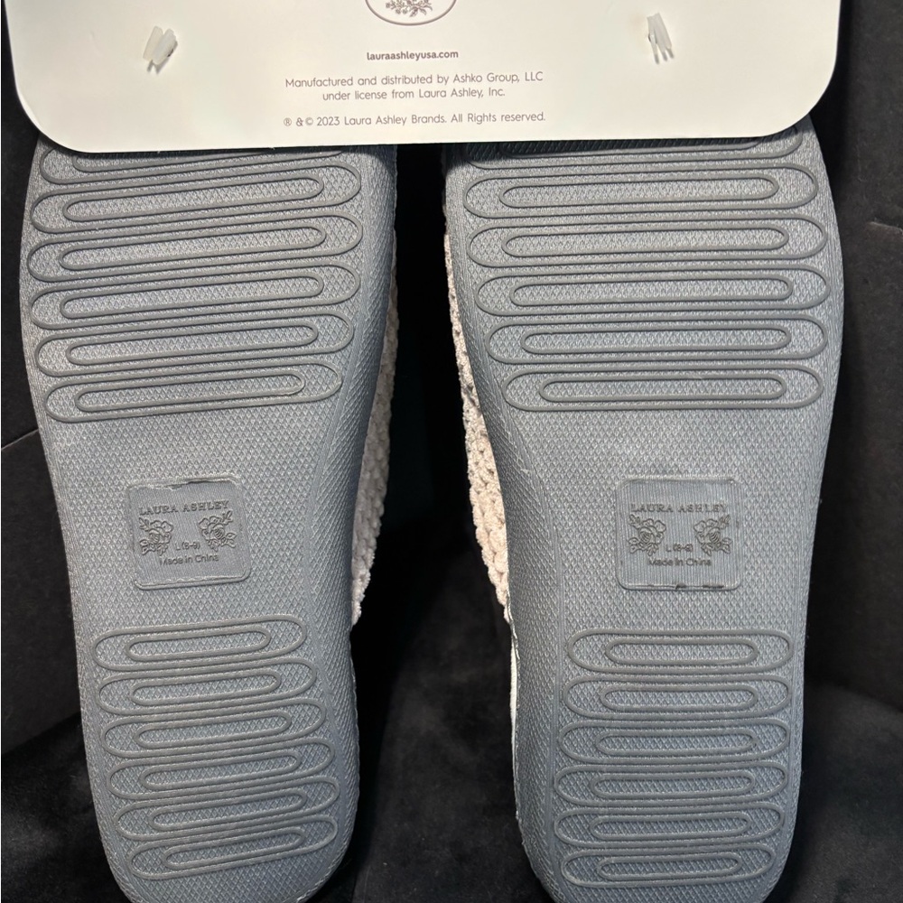 L Ashley Cream Slippers, Textured Knit Bow - Picture 8 of 9